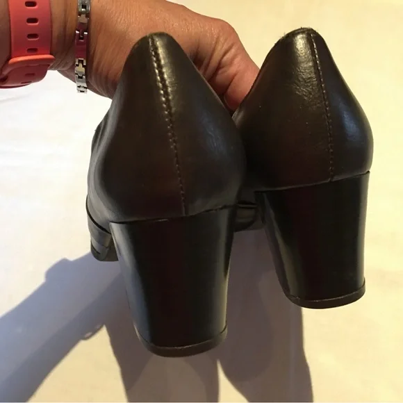 Shoes - Picture 4 of 6